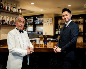 西田稔さんと野間真吾さんが特別対談。 シェリー樽熟成の最高峰 『ロイヤル・ブラックラ』を語る