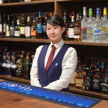 バー「Ночь（ノーチ）」オープン