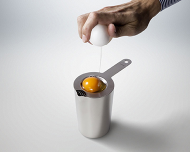 Strainer_egg_erik_middle_380