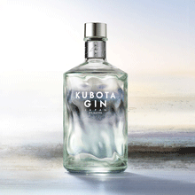 清酒「久保田」醸造元の蒸留酒「KUBOTA GIN」“冬の里山”を引き算で表現「KUBOTA GIN 冬のをと」10月22日発売