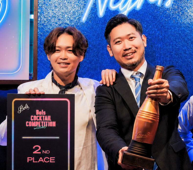 日本大会表彰時の鶴田裕太さんと千原颯之輔さん
